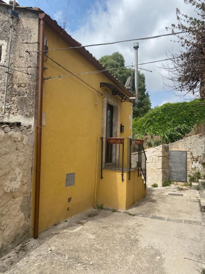 Casa martina Villa Palazzolo Acreide Exterior foto